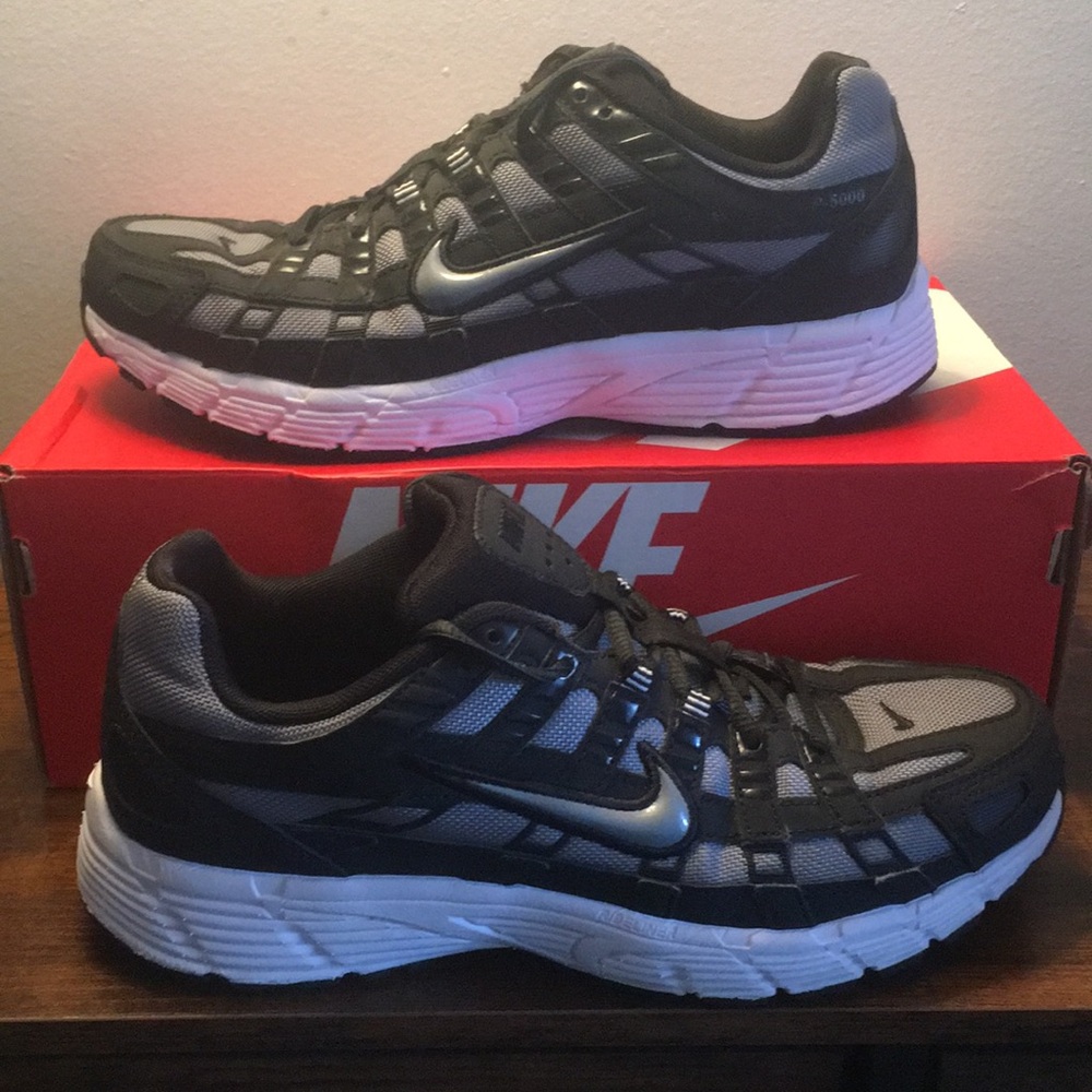 NIKE P-6000 Size 8